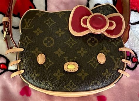 sheron barber hello kitty bag.